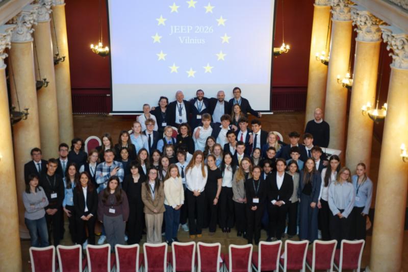 Students Play EU in International Project