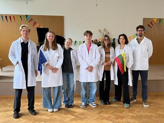 VJG Students Conducted Biotechnology Experiments in the Czech Republic